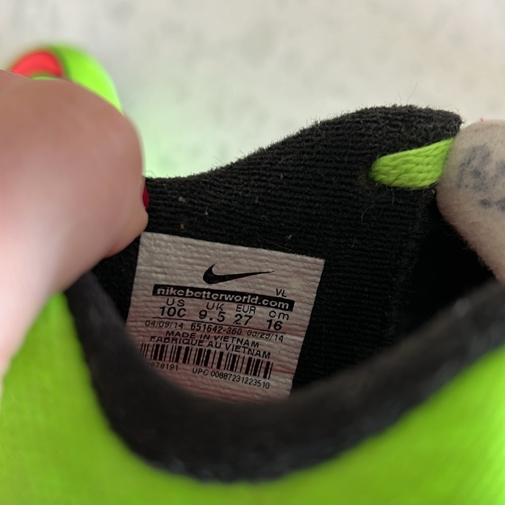 Nike cleats - Picture 8 of 8